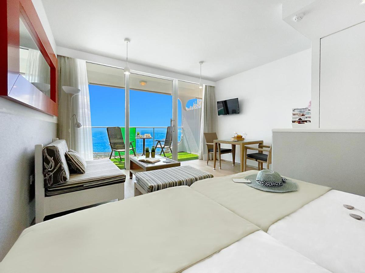 Punta Del Rey Only Adults Apartment Puerto Rico  Exterior photo